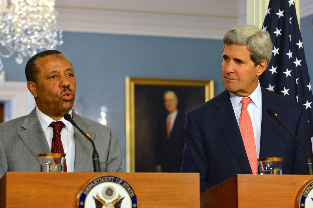 Libyan Prime Minister al-Thinni and US Secretary of State Kerry address reporters, August 2014.